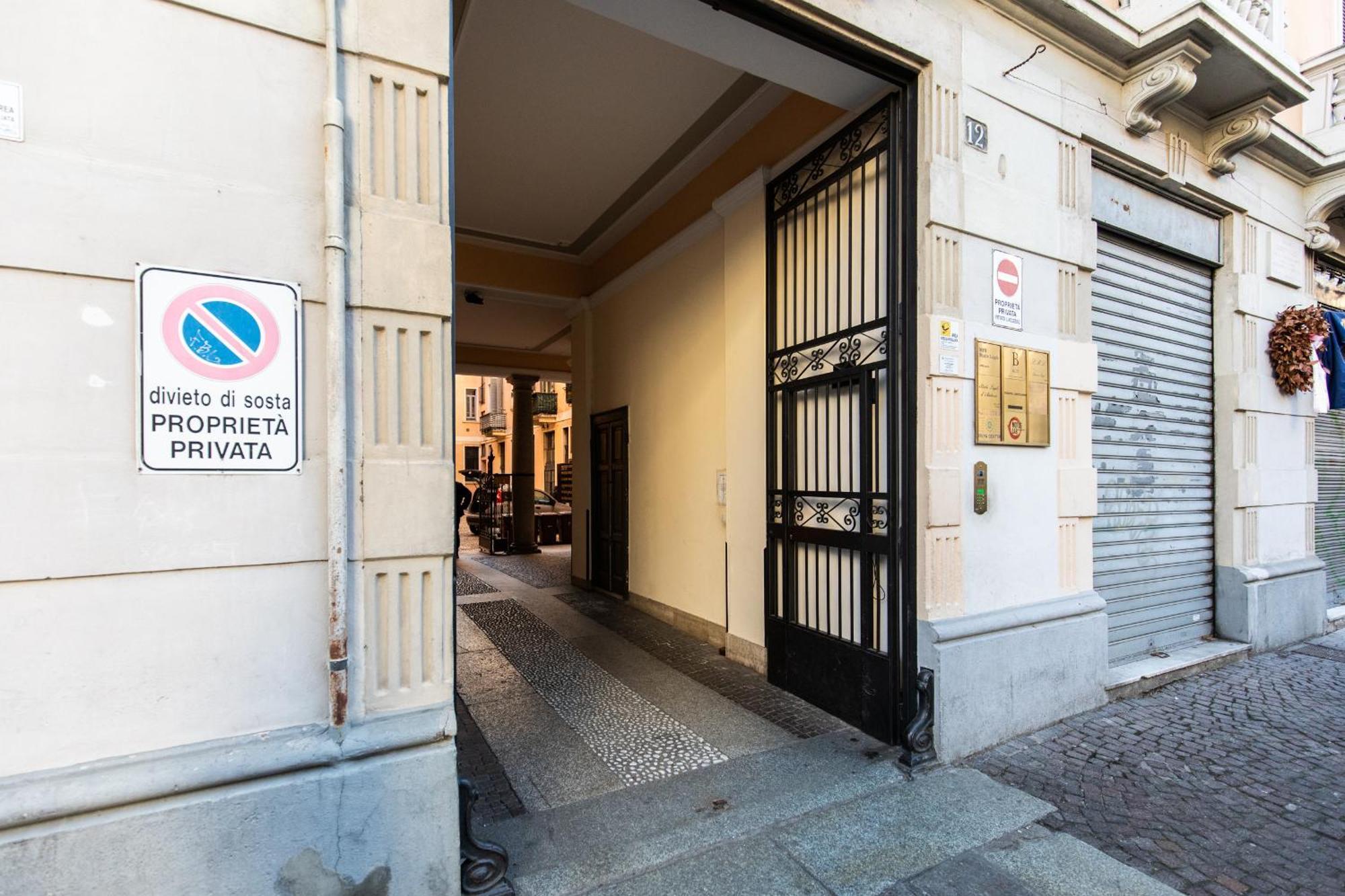 Casa Modigliani - Porta Romana Apartment มิลาน ภายนอก รูปภาพ